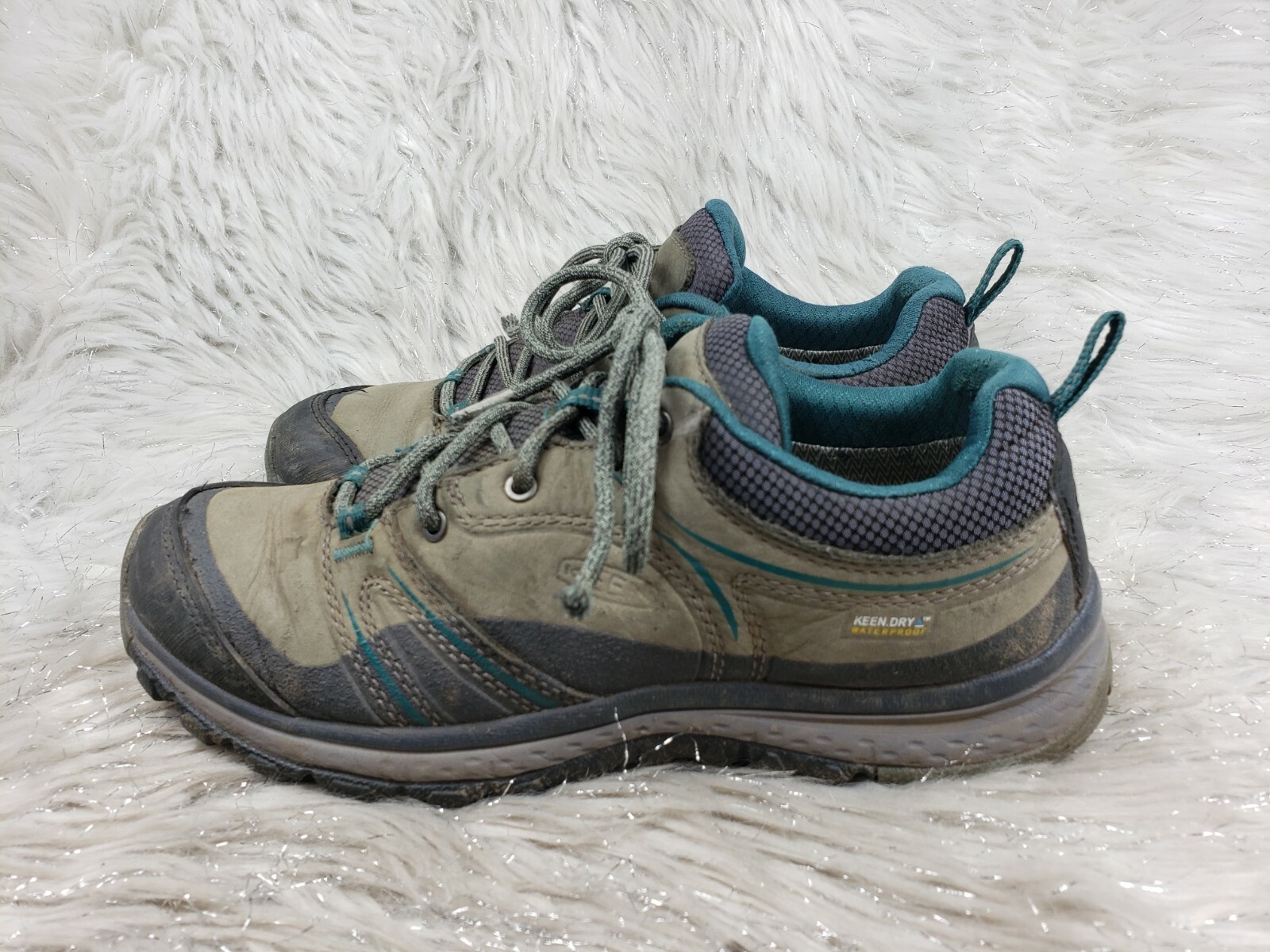 Scarpe da trekking outdoor KEEN in pelle verde misura 6 5 37