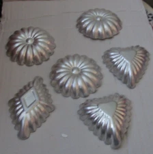 Lot of 6 Vintage tartlet Molds