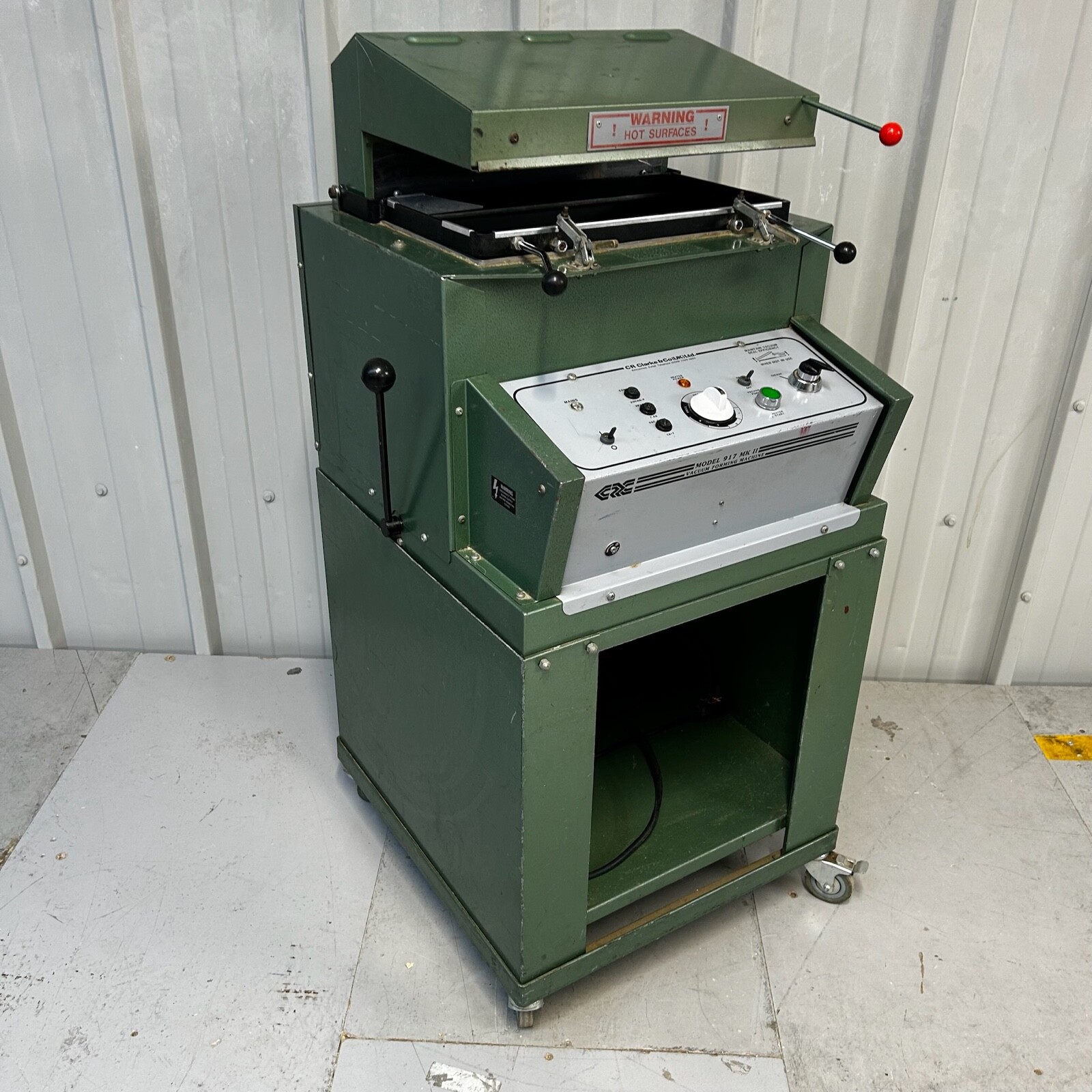 CR Clarke Model 917 MkII Vacuum Forming Machine eBay