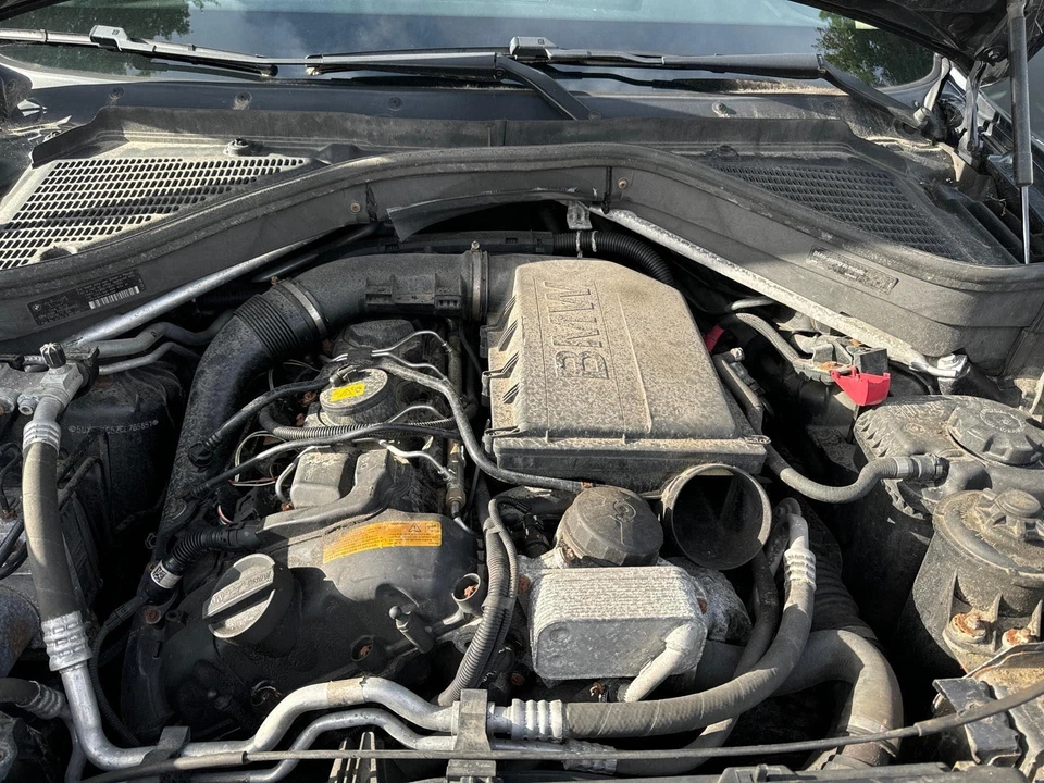 11 12 13 BMW X5 Windshield Glass - Imagem 4 de 4