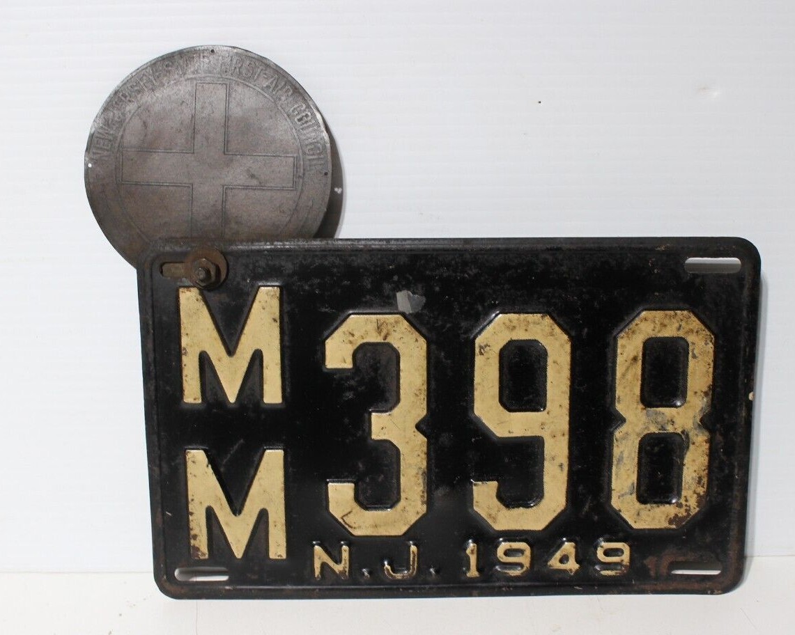 Vintage 1949 License Plate w/New Jersey First Aid Council Tag ~ MM