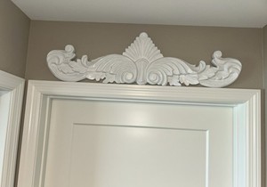 Decorative Valence Center Accent with Leaf & Shell Scrolls Wall Window Door Lg.