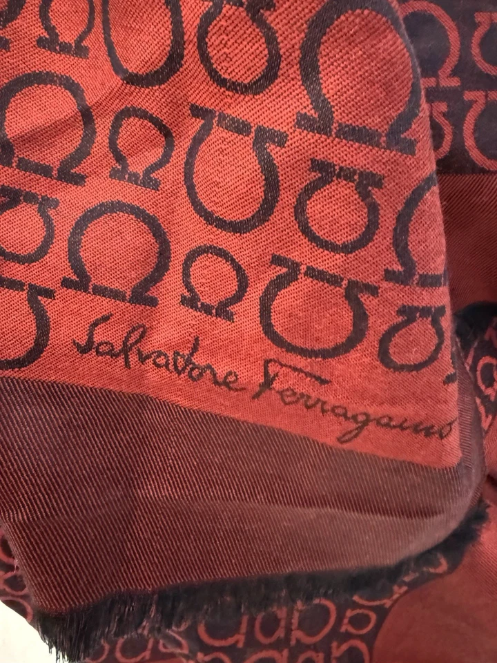 Salvatore Ferragamo Silk/Wool/Cashmere Shawl Scarf Stole 73”x37” Monogram WOW - Image 4 of 4