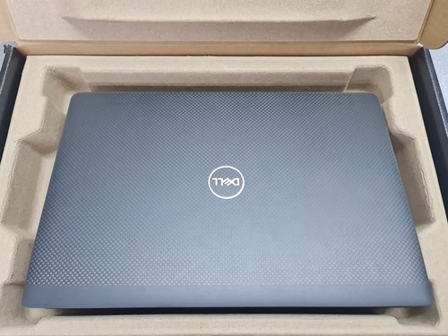 Dell Latitude 7320/ 13.3" FHD IPS/Intel Core i5 11th Gen/8GB Ram/256GB SSD/BOXED - Picture 3 of 10