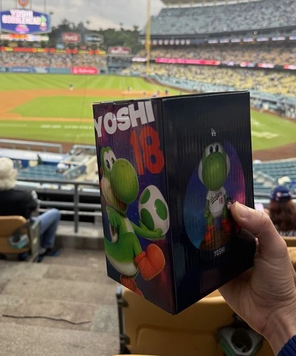 IN HAND 🐸🔵 Yoshi Super Mario LA Dodgers Yamamoto Bobblehead SGA 3/31/26 🔵🐸