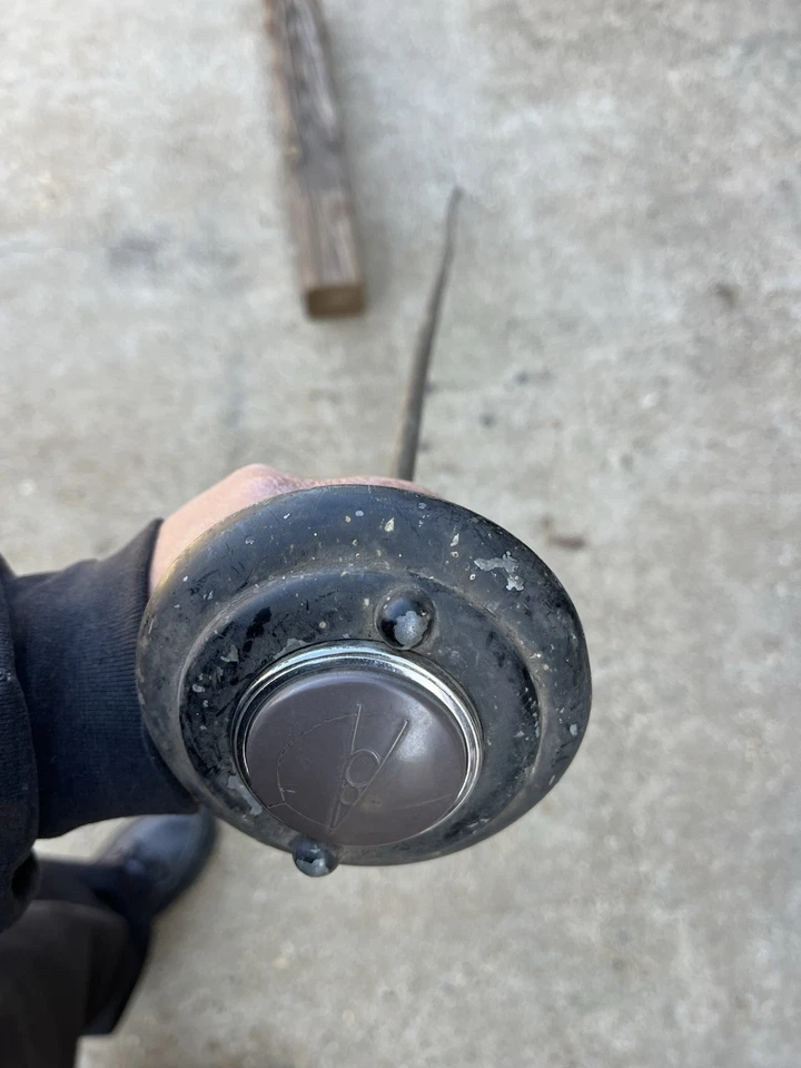 1938 Ford Deluxe 1939 Padrão V8 Volante Chifre Botão Rat Rod, Hot Rod - Imagem 2 de 4