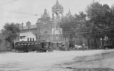 Public Square Trolley Car Wellington Ohio OH - Reprint