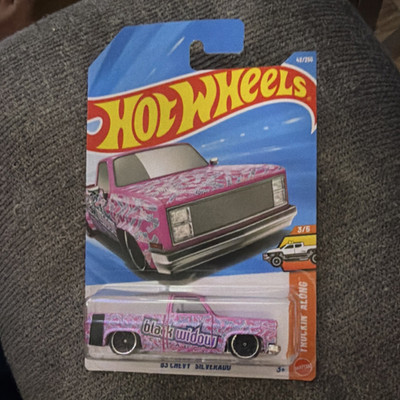 Hot Wheels 1:64 '83 Chevy Silverado Black Widow Pink/White Unopened