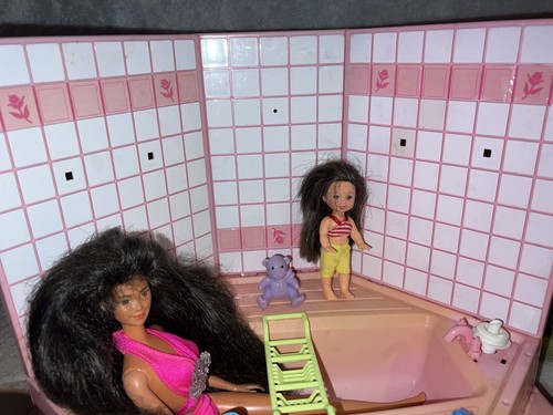 Barbie Hair Salon and Spa Set With Extra Dolls, Furniture, & Accessories! - Picture 13 of 21