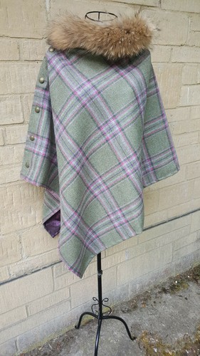 Tweed poncho cape greens raspberry purples, paisley satin lining. - Picture 9 of 11