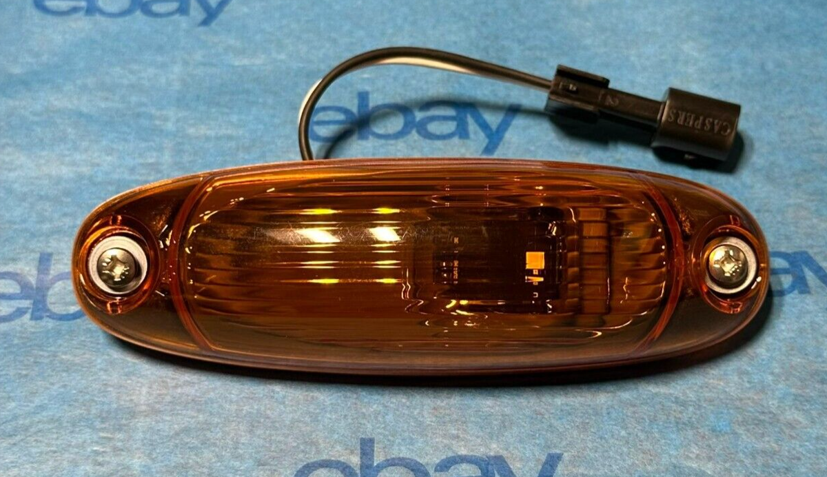 A66-10711-000 Genuine Freightliner LED Cab Clearance Marker Lamp