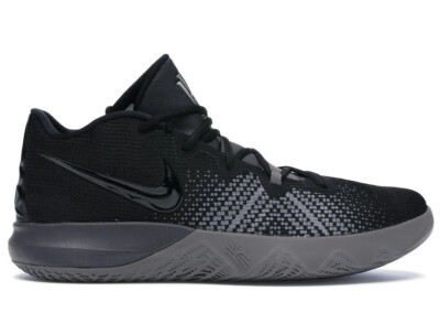 Nike Kyrie Flytrap schwarz Gunsmoke Basketballschuhe Größe 9 UK