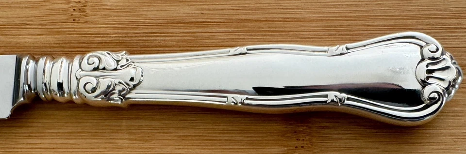 FACA DE JANTAR TIFFANY PROVENCE STERLING 10 3/8” TAMANHO GRANDE (S) - Imagem 2 de 4