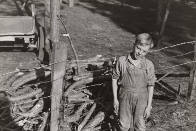 Sohn eines Bauarbeiters in der Nähe von Alexandria, Louisiana. 4x6 Foto
