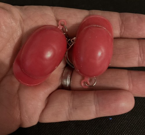 Cincinati Reds Vintage Plastic 1960's Batting Helmet Keychain Lot of 2 - Picture 2 of 4