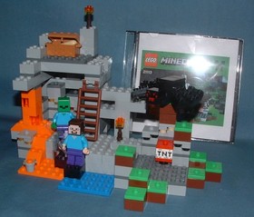 MINECRAFT, THE CAVE SET 21113 - LEGO - 2016 - USED