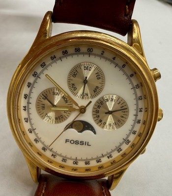 VINTAGE 1995 FOSSIL TRIPLE DATE MOON FASE BQ-8443 UNISEX QUARTZ