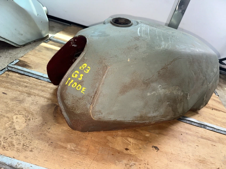 Tanque de gasolina Suzuki 1982 1983 GS1100 GS1100E GS1100ES fabricante de equipos originales Foto 2 de 4