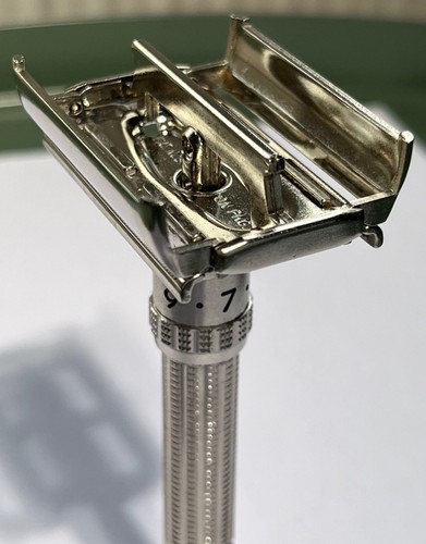 1962 Gillette H-2 Slim Adjustable Safety Razor Vintage. Beautiful. - Picture 11 of 21