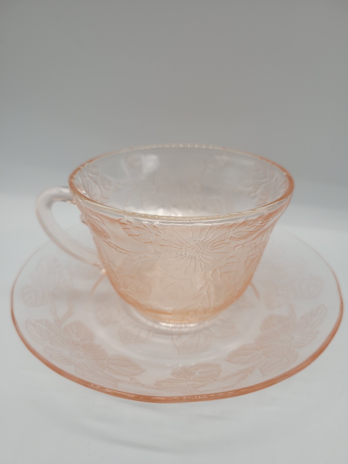 Set of 3 Pink Depression Glass Tea Cups & Saucers MacBethEvans DOGWOOD