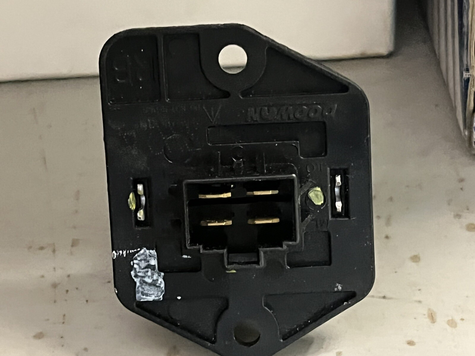 BLOWER MOTOR RESISTOR GENUINE!!! HYUNDAI ACCENT VELOSTER 20122017