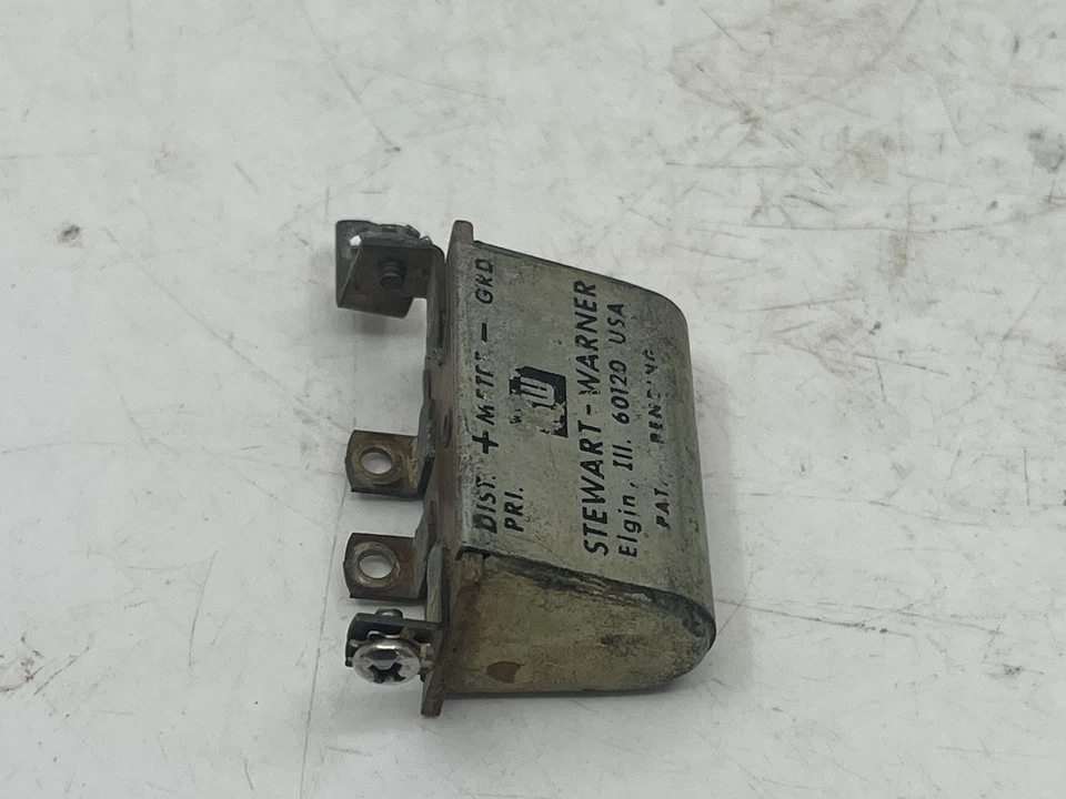 Unidad de envío de tacómetro Stewart Warner de colección 4 cilindros 6 y 12 voltios transmisor de tacómetro SW Foto 4 de 4