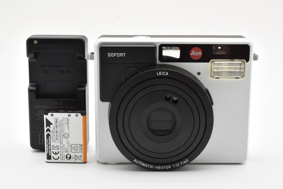 Leica Sofort Instant Film Camera White Model 19100 Germany Mint From Japan - Image 2 of 4