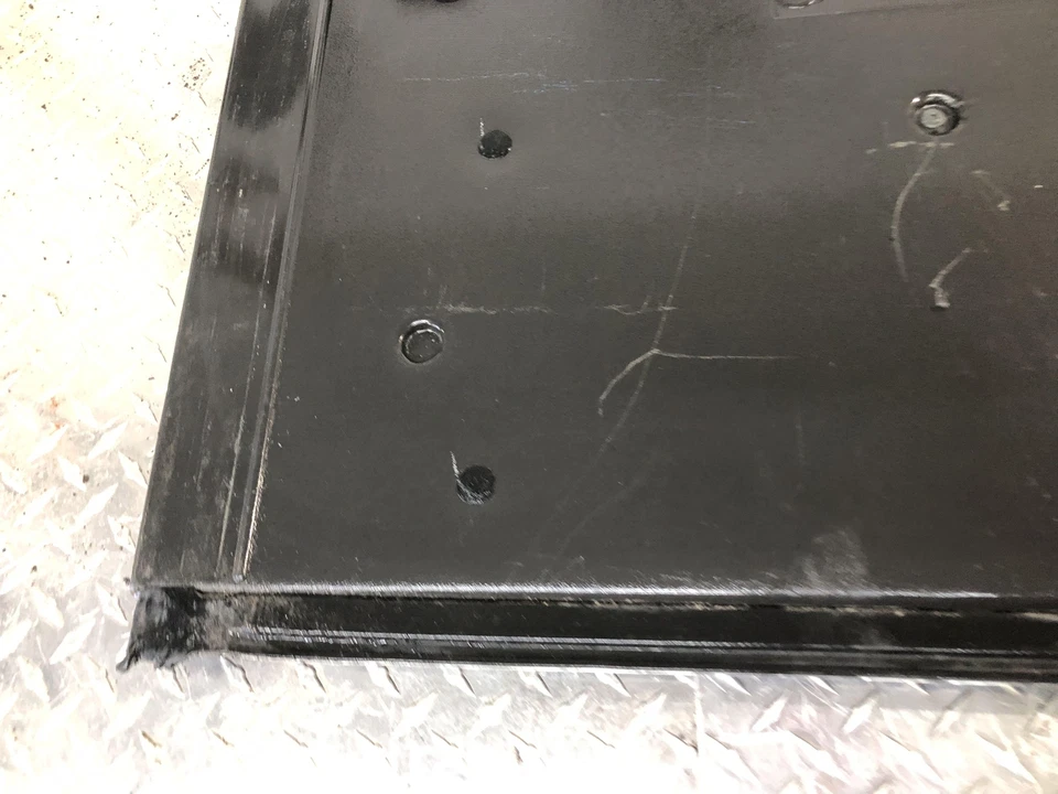 02-06 AVALANCHE Gray Textured Position # 2 Rear Bed Tonneau Removable Panel - Imagem 4 de 4