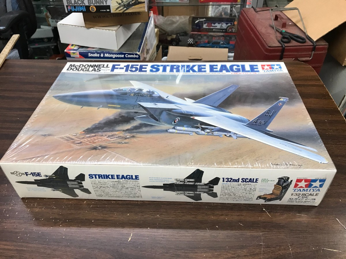 【未組立品】タミヤ F-15E ストライクイーグル 60302 Amazon | タミヤ 1/32 エアークラフトシリーズ No.02 アメリカ