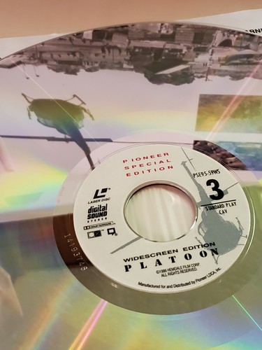 Laserdisc Movie - Platoon - Willem DaFoe - TWO DISCS. Used, excellent condition - Picture 8 of 12