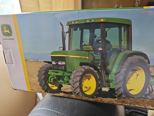 ERTL John Deere 6410 Tractor With Wagon And Disk Die-Cast Replica 1:32 Scale - Picture 3 of 4