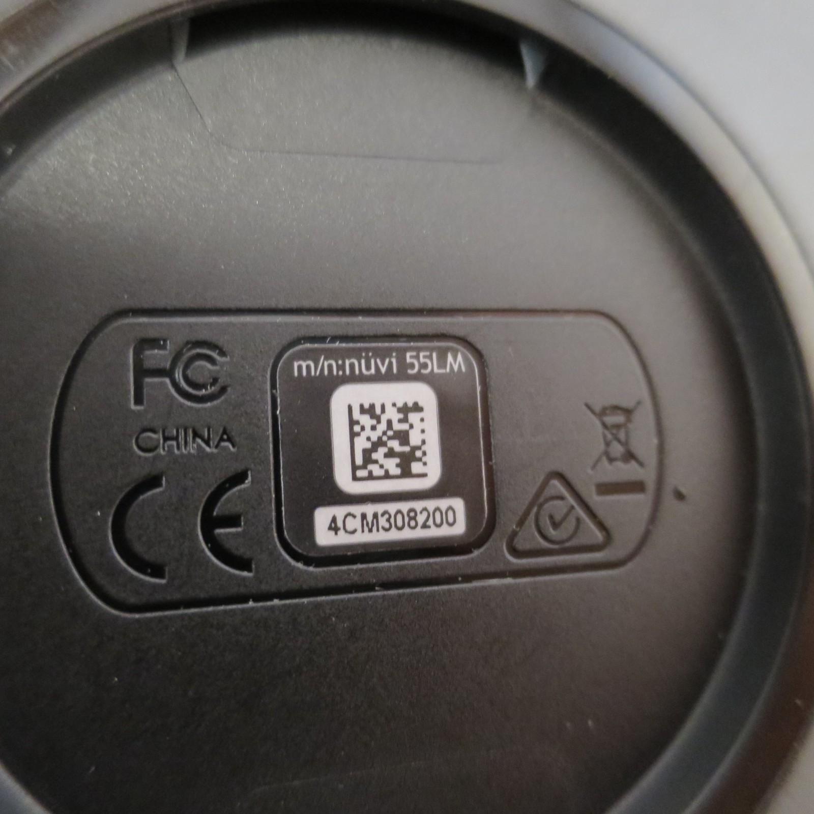 Garmin Nuvi 55LM GPS Navigation Unit - No power cord - Tested & Working