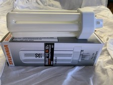 Sylvania 20883 Compact Fluorescent 4 Pin Triple Tube 2700K, 32-watt. Lot Of 77.