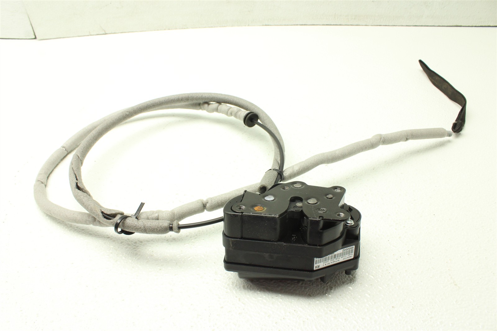 McLaren Artura 2025 Front Right Door lock actuator P/N 16AG477CP