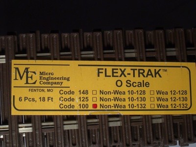 Micro Engineering ~ O Scale ~ Code 100 ~ Flex Track ~ 2 Rail ~ 1 Piece ~ 10-132