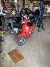 Honda Spree Scoter Nice Shape Dose not Run But Will Start On Starting Fluid