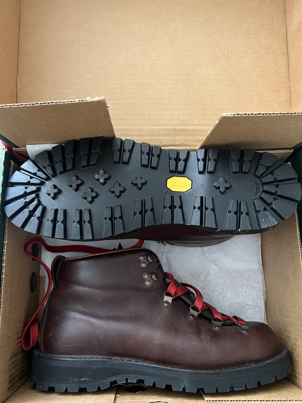 's Hiking Boots Brown Leather Vibram Sole