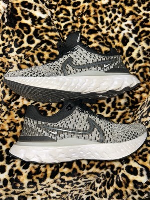 Nike React Infinity Run Flyknit 3  black Grey Fog  size 6