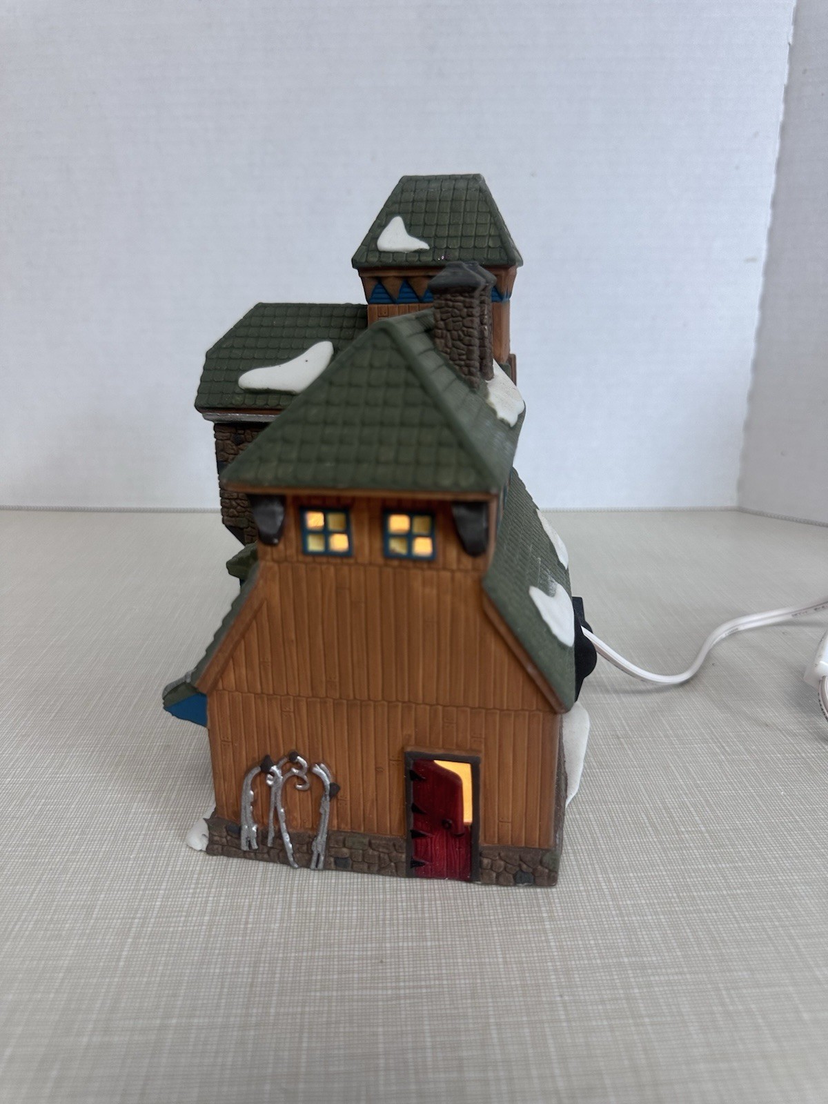 Picture 3 of 8