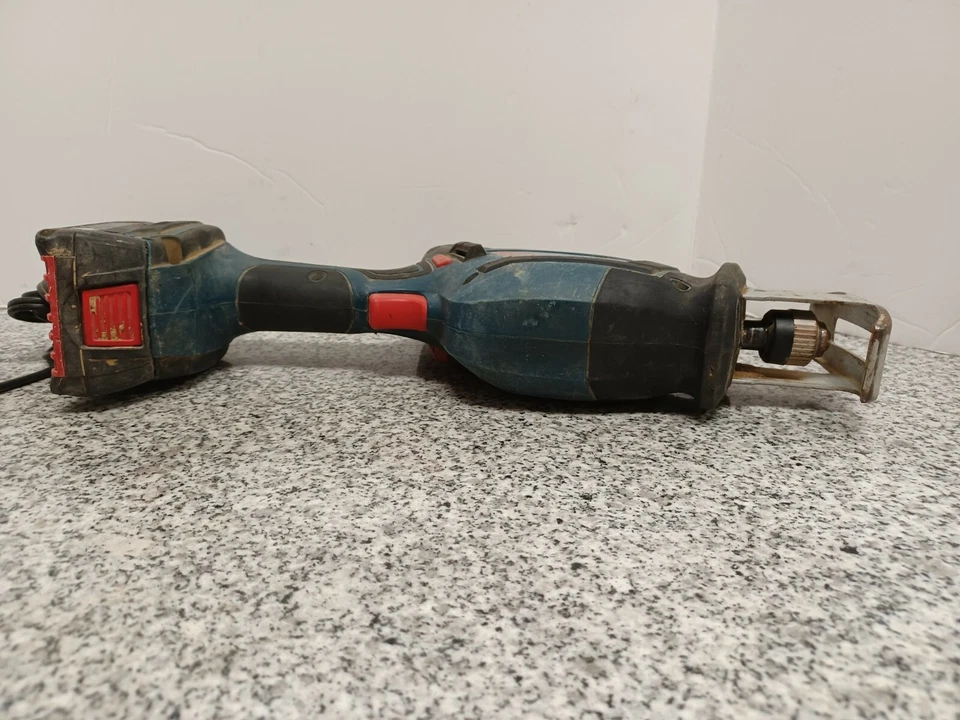 Bosch GSA18V-083 18-Volt Variable Speed Cordless Reciprocating Saw Set, a-x - Image 4 of 4