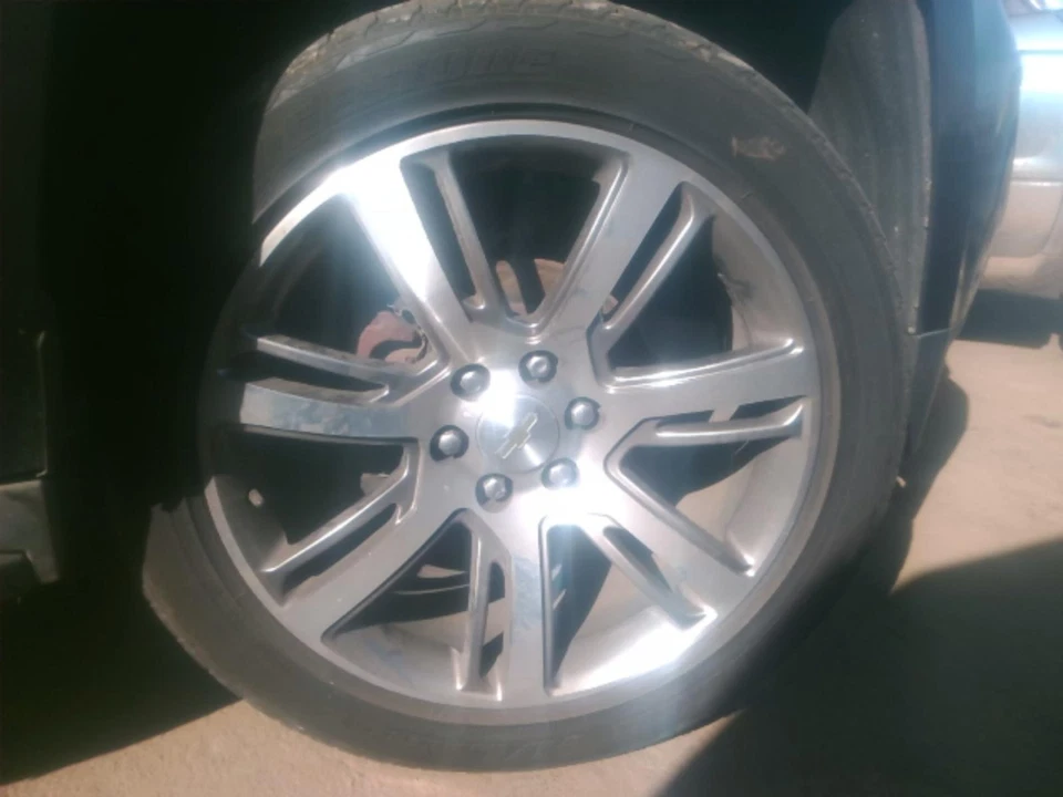 Chevrolet Suburban 1500 2015 módulo de control del motor ECM OEM 146 k millas gris Foto 4 de 4