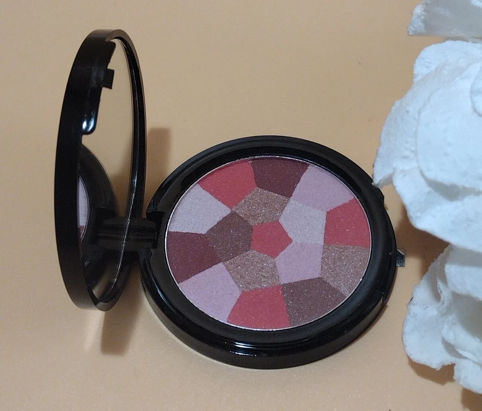 Signature Club A Kaleidoscope Blush 3 fl oz New Without Box  - Image 3 of 4