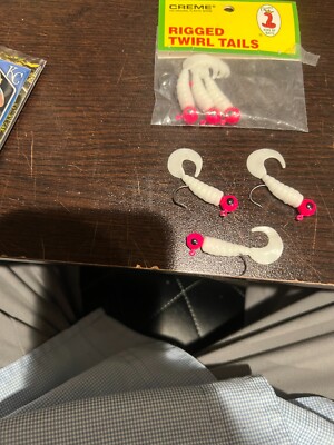 6 PK 1/8oz CREME pinkwhite rigged twirl tail Crappie, SOFT PLASTIC BAIT $4.75