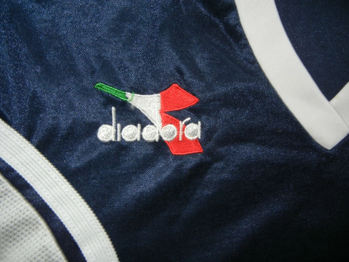 De Colecci n A os 90 DIADORA Azul Marino Blanco CAMISETA DE F TBOL Pista Gimnasio Camiseta Para Hombre PEQUE A