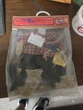 The Muffy Collection - Hoppy VanderHare - 'Tricky Treat Tric' - Scarecrow Outfit