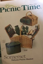 PICNIC TIME Somerset Deluxe Picnic Basket Set ~ NEVER BEEN USED see descriptions