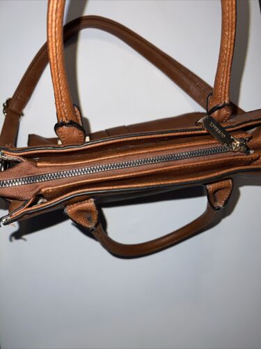 Gussaci Vegan Leather Handbag With Shoulder Strap - Picture 5 of 7