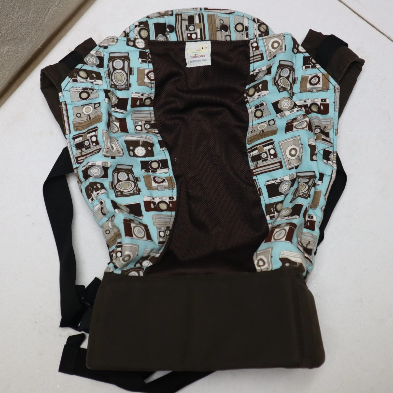 Kinderpack Baby Carrier Toddler Size **Rare Print** Blue W/ Brown Mesh Cameras