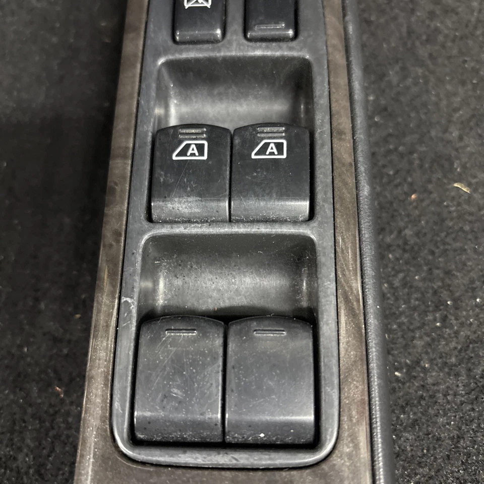 Interruptor de bloqueo de ventana de conductor maestro izquierdo Nissan Pathfinder 2001-2004 OEM gris Foto 3 de 4