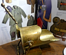 WW1 Artisanat de tranchée grosse douille d'obus transformée reserve de braises